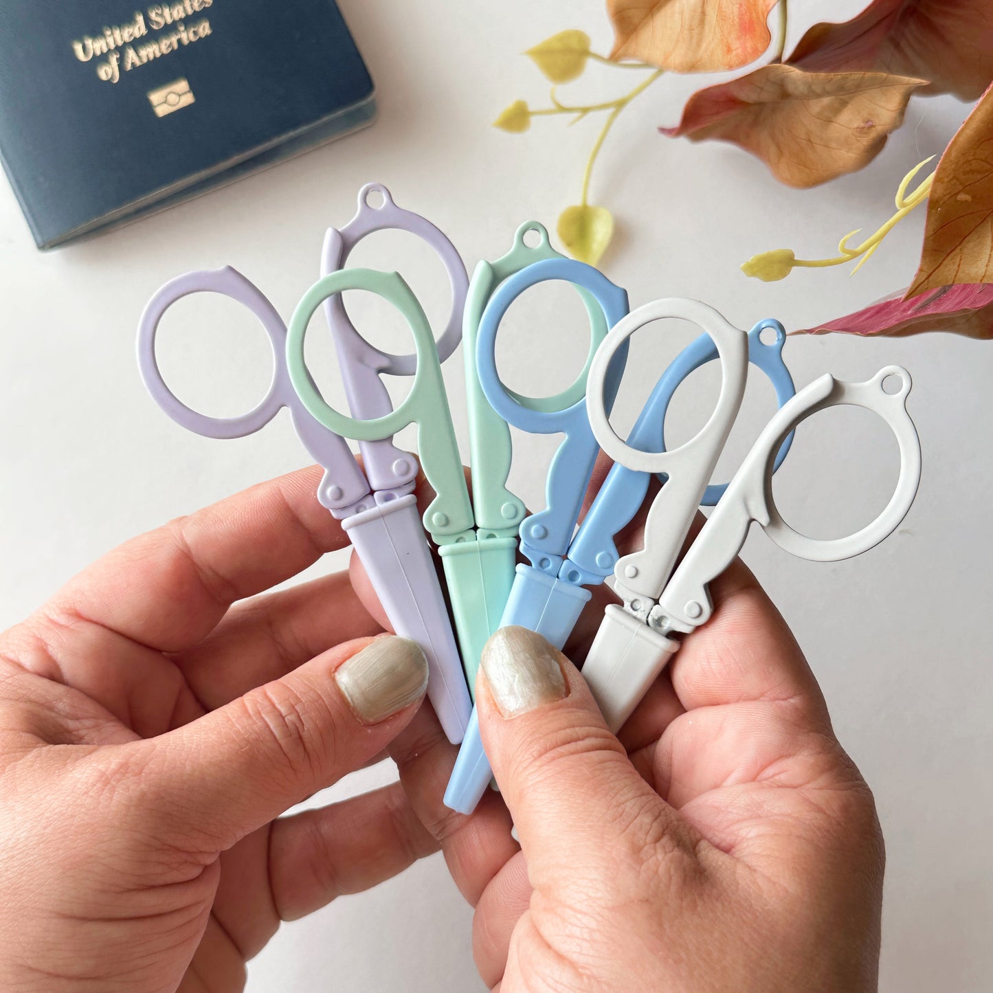 Foldable Travel Embroidery Scissors - TSA Complaint