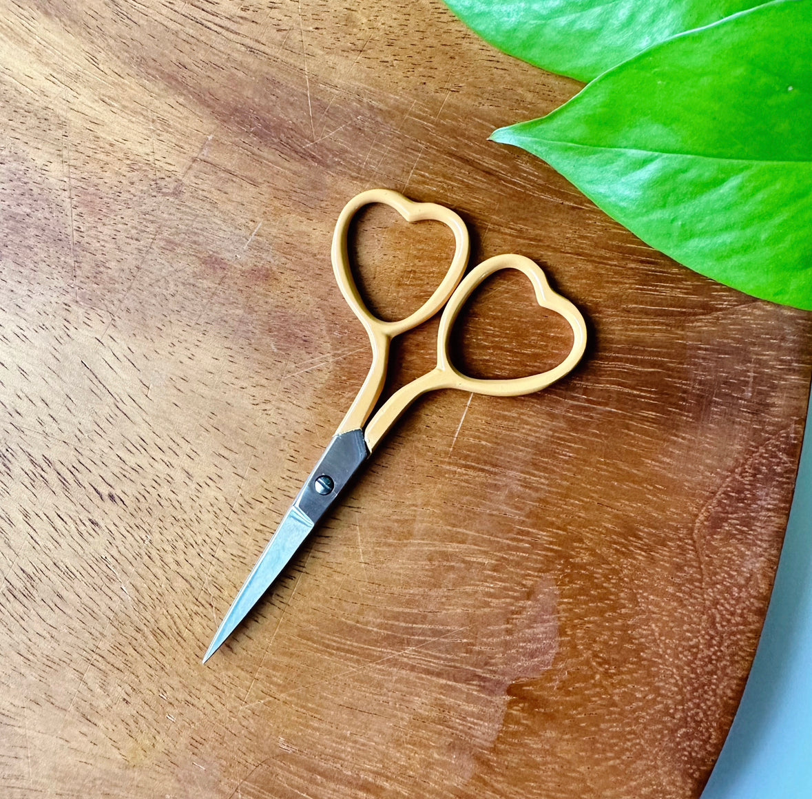 Heart Handle Embroidery Scissors