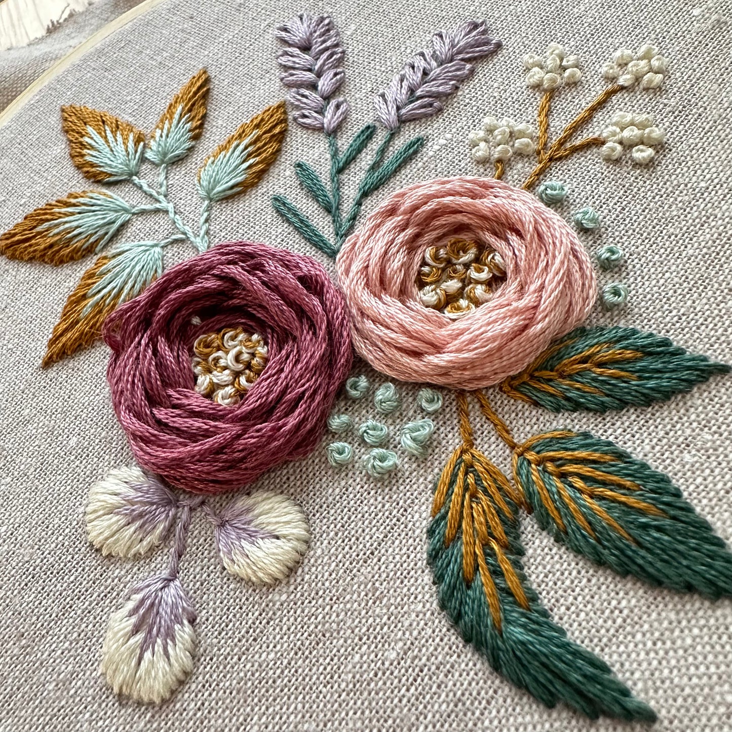 Dreamy Florals Embroidery Kit - Viral Best Embroidery Kit with Flower